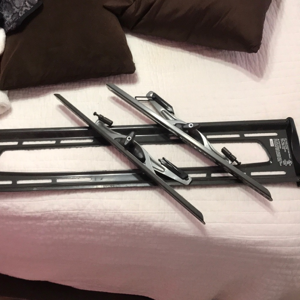 Television mount